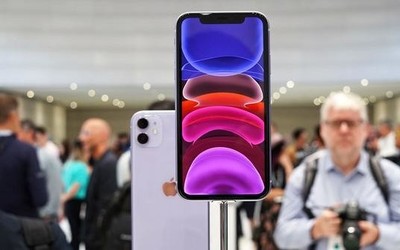 iPhone11成蘋果最暢銷機(jī)型 網(wǎng)友：新款iPhone SE呢？